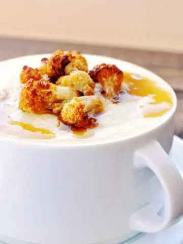 Cream Parmesan Cauliflower Soup | KETOGASM RECIPE #keto #lowcarb #paleo #whole30 #cauliflower #brownedbutter #soup #recipes #vegetarian keto recipes