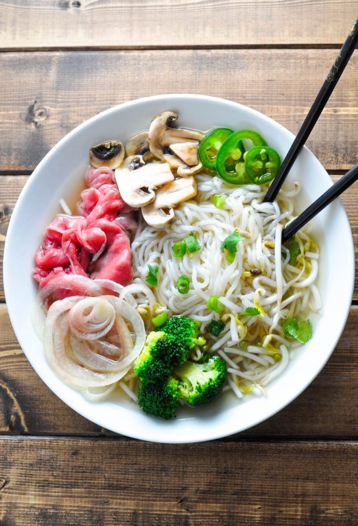 Low Carb Pho - Vietnamese Noodle Soup [Recipe] | KETOGASM.com #keto #ketogenic #lowcarb #lchf #atkins #pressurecooker #recipes #pho #noodlesoup #soup #vietnamese