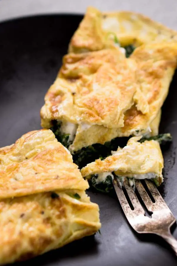 Tangy Goat Cheese Omelet with Spinach, Garlic, Thyme, & Chili Flakes | Low Carb Keto Recipe