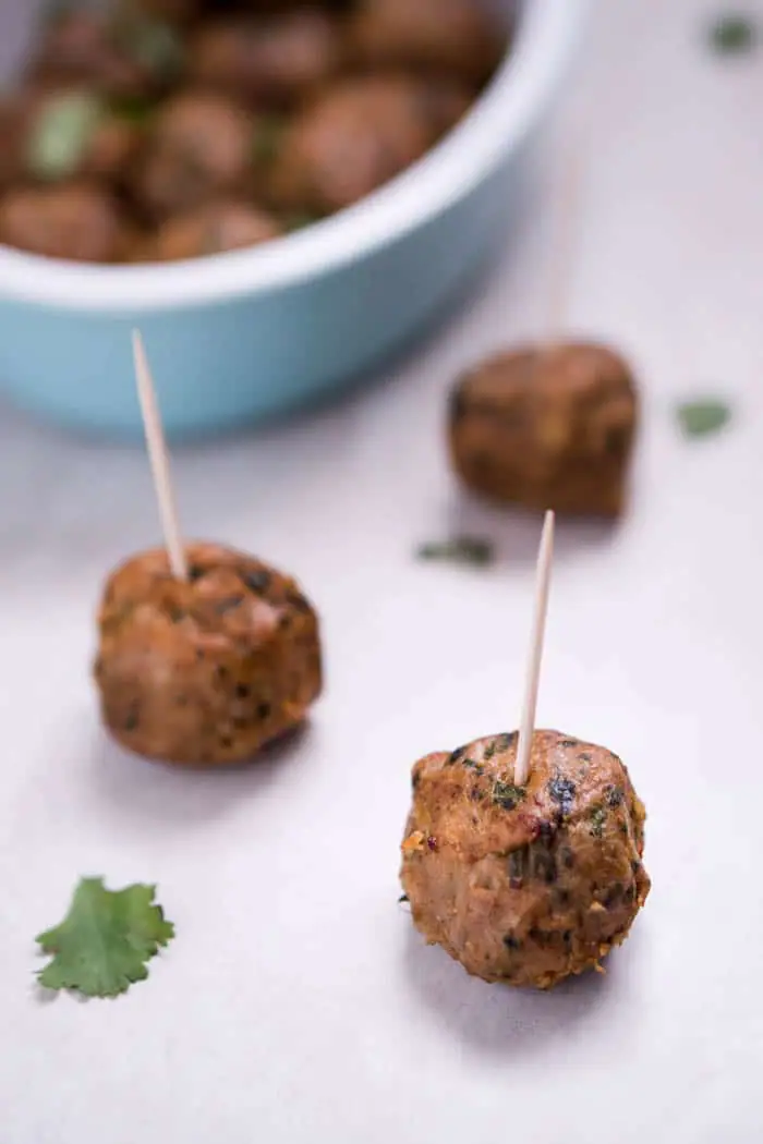 Spicy Low Carb Chicken Meatballs - Baked Chicken Meatballs Recipe